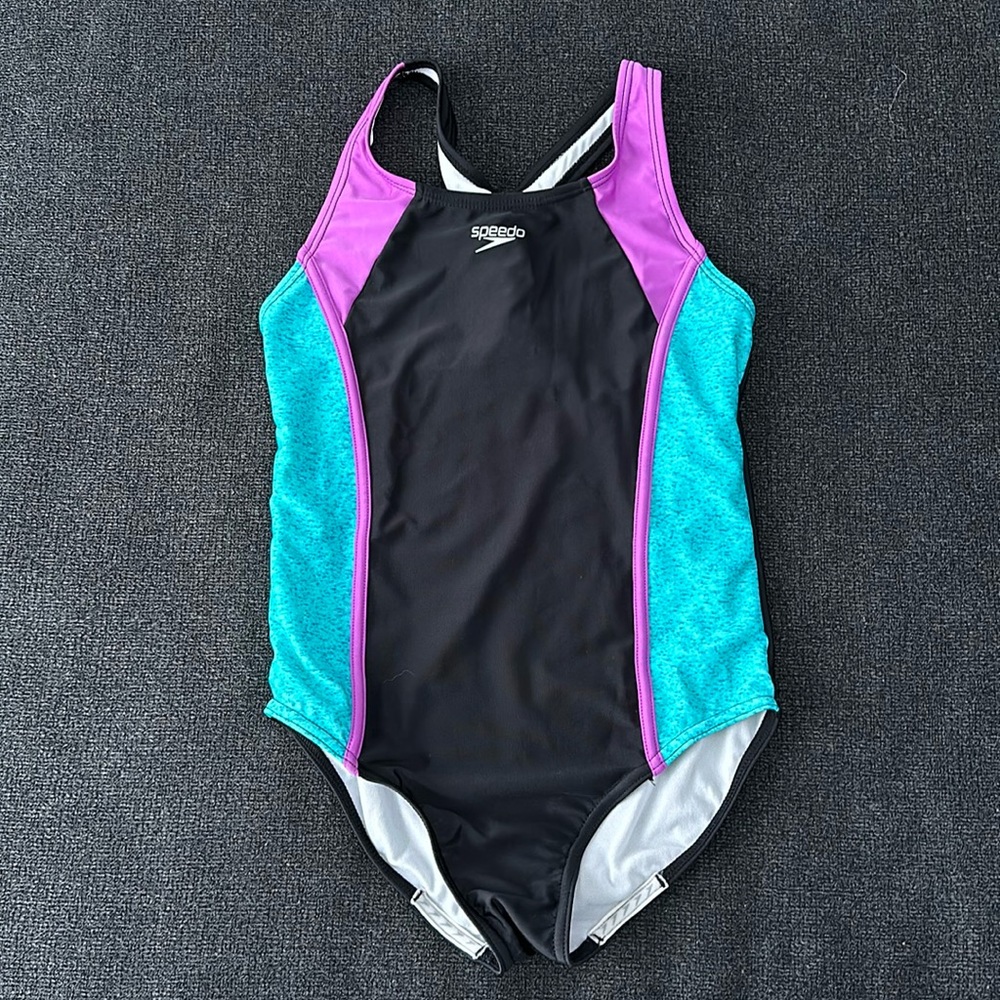 Speedo swimsuit. EUC